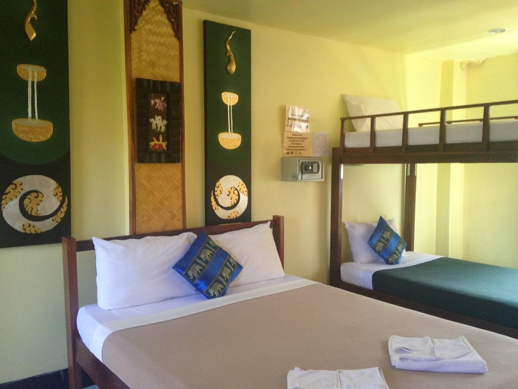 Aonang Grand Inn Ao Nang Екстериор снимка