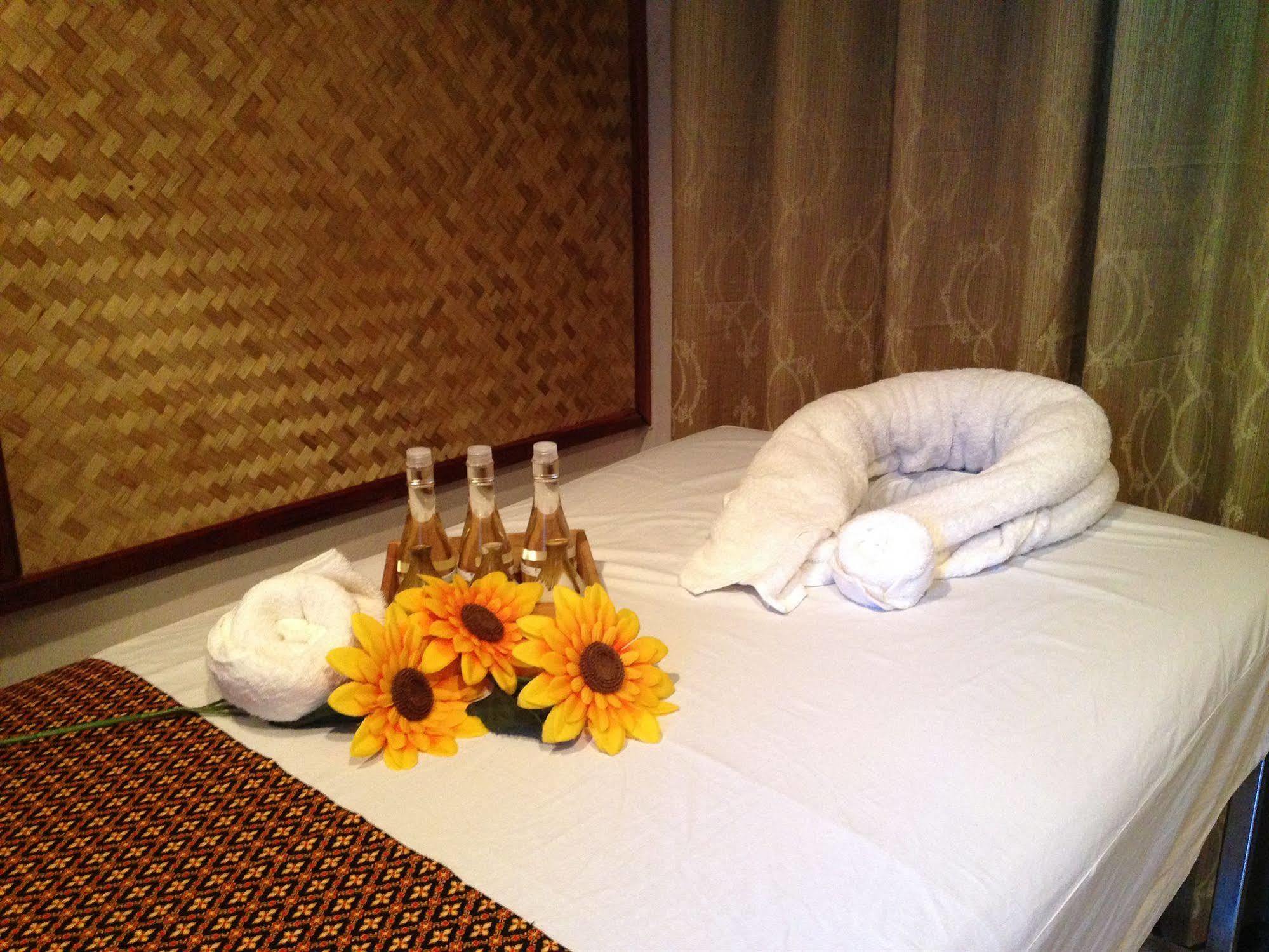 Aonang Grand Inn Ao Nang Екстериор снимка