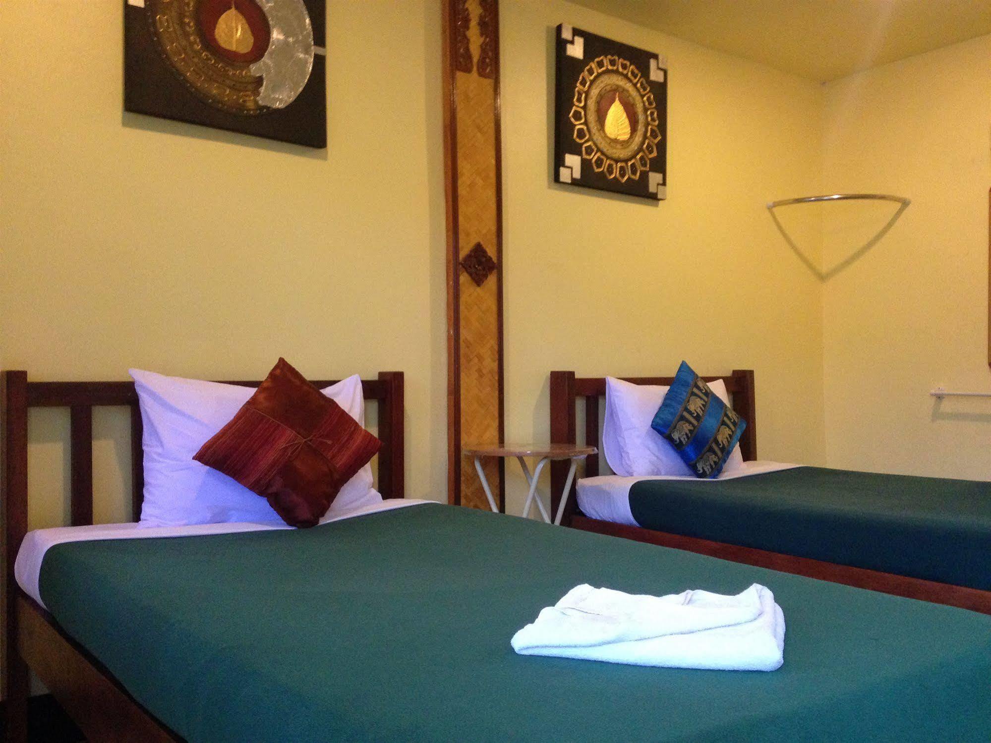 Aonang Grand Inn Ao Nang Екстериор снимка