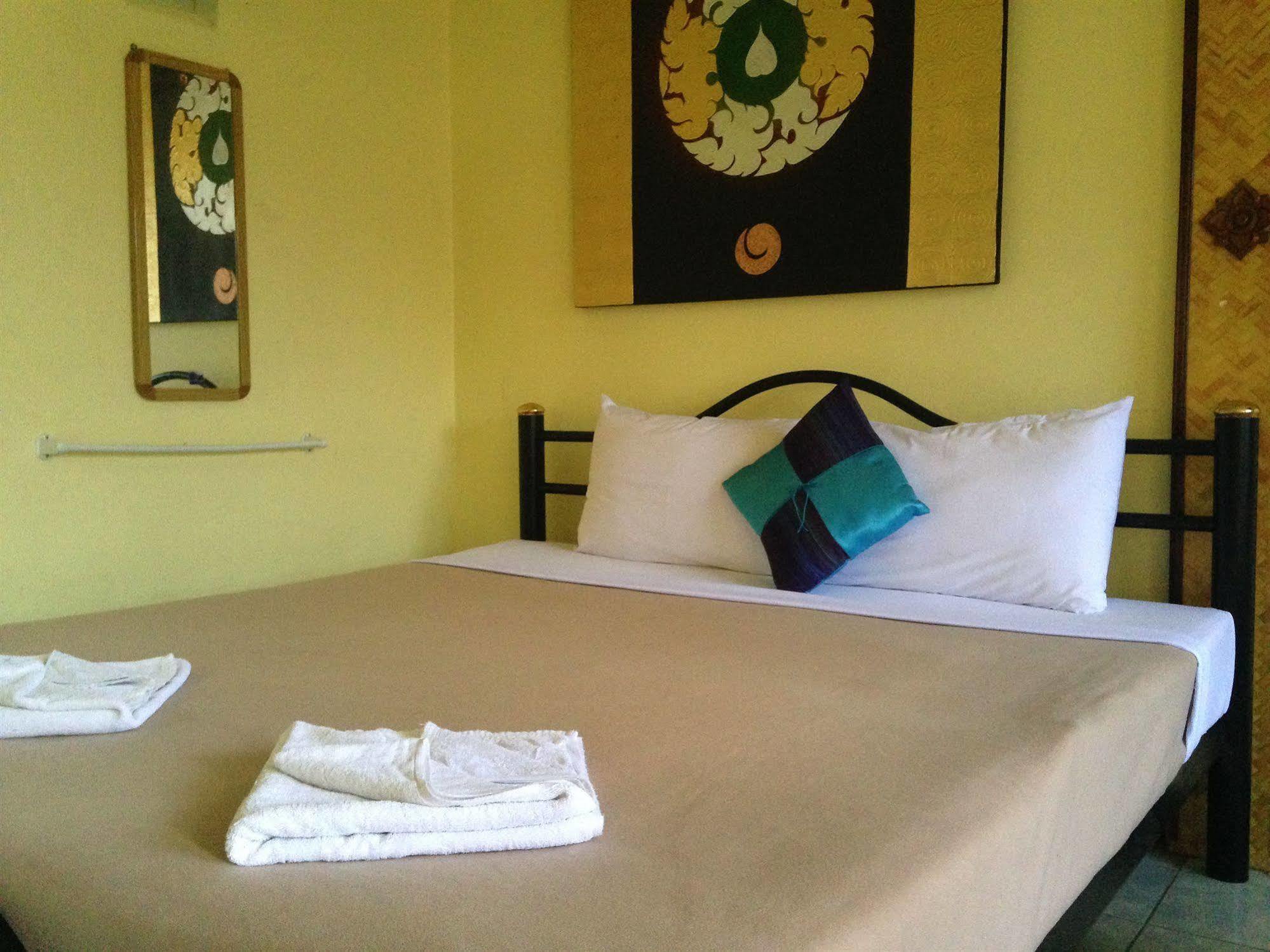 Aonang Grand Inn Ao Nang Екстериор снимка